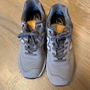 New Balance Tennis Shoes Used Women size 9